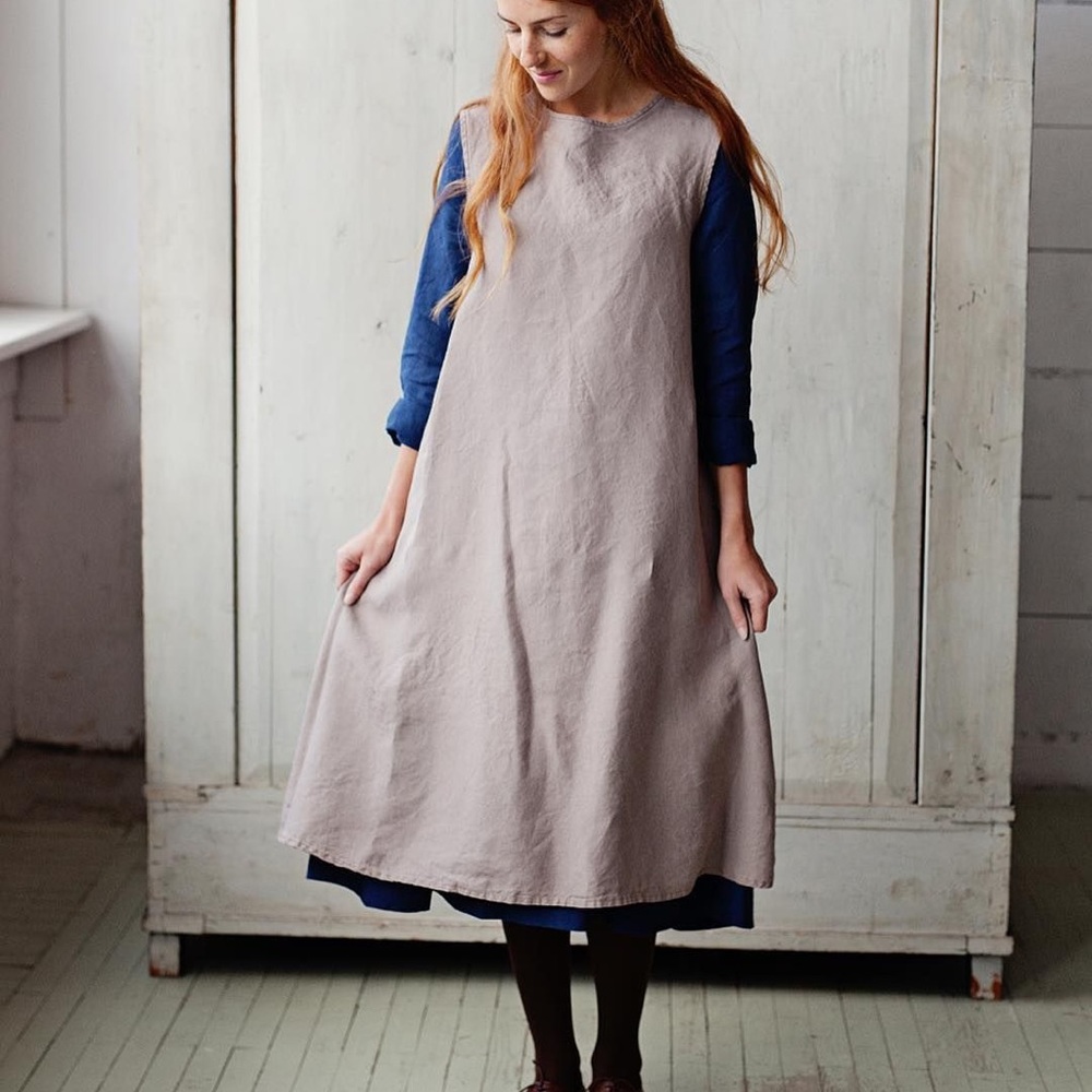 Son De Flor Flattering Apron in lavender